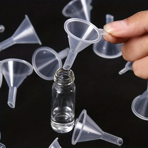 Piccoli imbuti plastica - imbuti, in